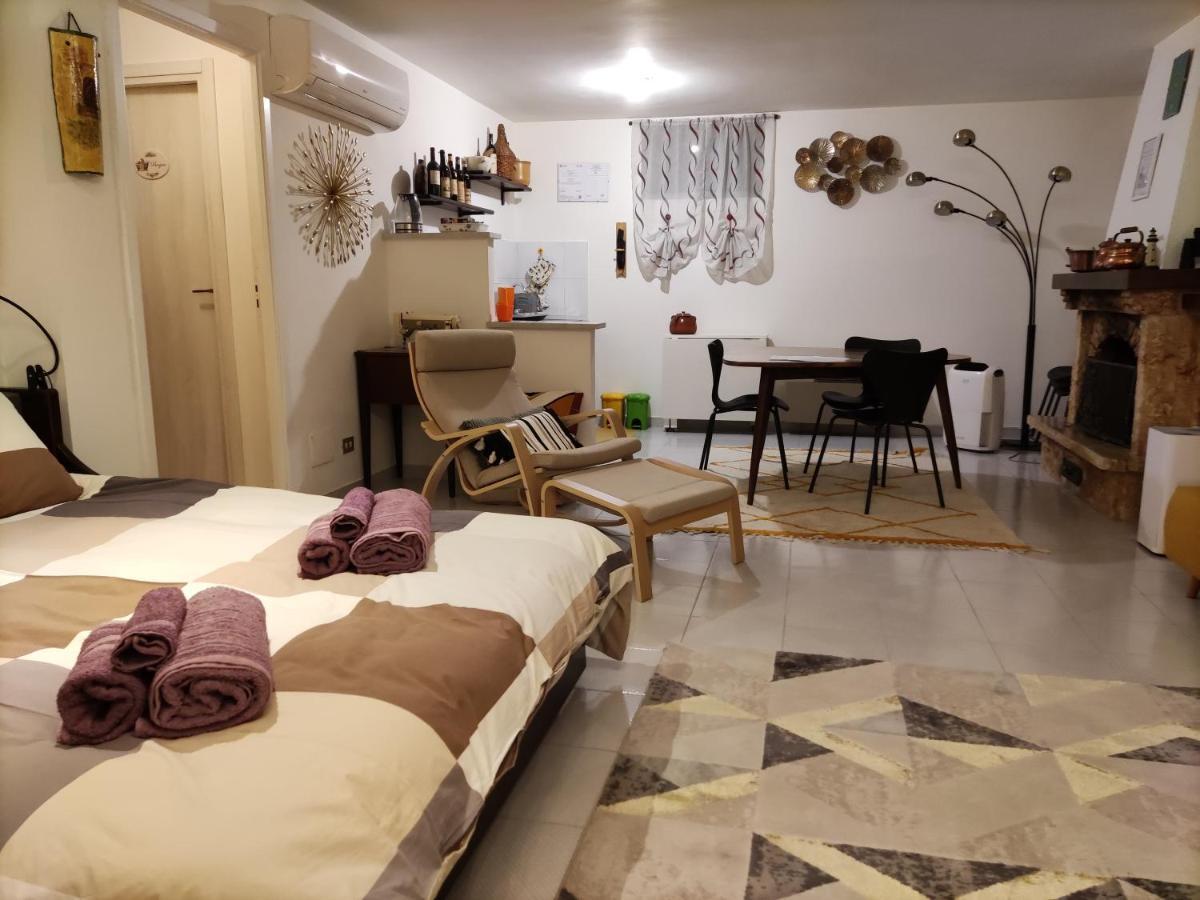 B&B Firmino La Loggia Екстериор снимка